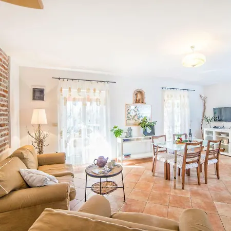Holiday Casa Peronospora Tatil Evi